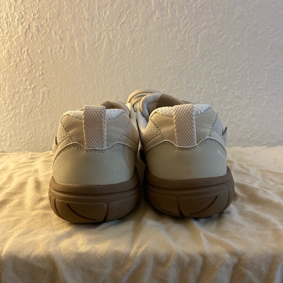 Lems Women's primal eco Shoes - Cream size 8 - Picture 6 of 8